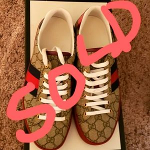 Gucci shoes
